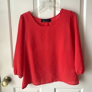 Quarter length sleeve blouse